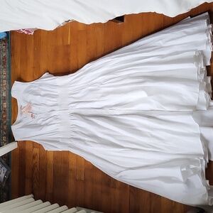 NWT PHILOSOPHY white 1X DRESS. Very FLOWY at bottom. FLAMENCO style 💃